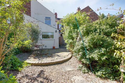 4 bedroom terraced house for sale, Ella Street, Hull