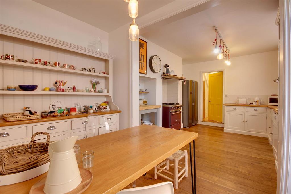 Dining Kitchen
