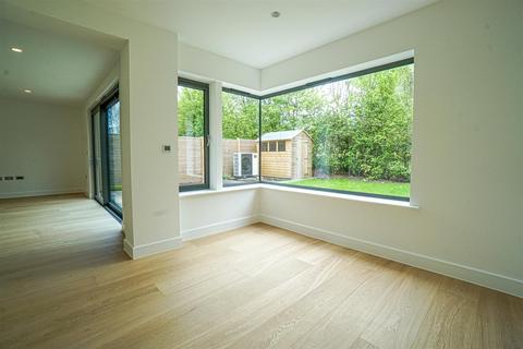 3 bedroom detached house for sale, The Street, Appledore