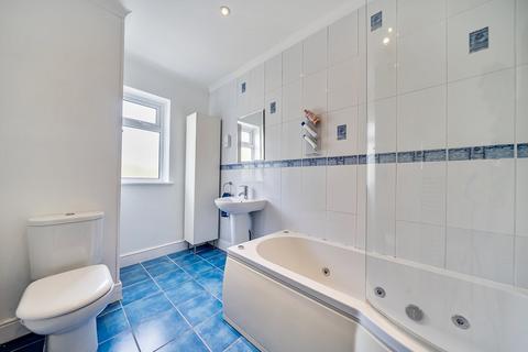 48 Chesham Road, Penge, London, SE20 7RJ