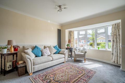 2 bedroom semi-detached bungalow for sale, The Glade, York