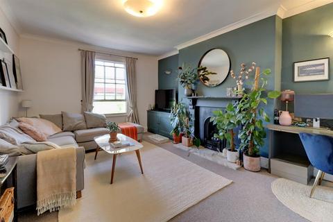 2 bedroom apartment to rent, Willes Road, Leamington Spa