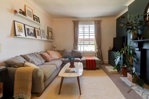 2 bedroom apartment to rent, Willes Road, Leamington Spa