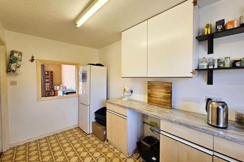 32 Brynystwyth, Penparcau, Aberystwyth, SY23 1SS