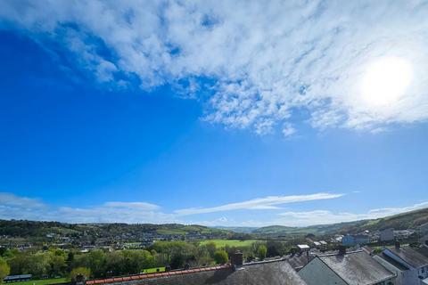 32 Brynystwyth, Penparcau, Aberystwyth, SY23 1SS