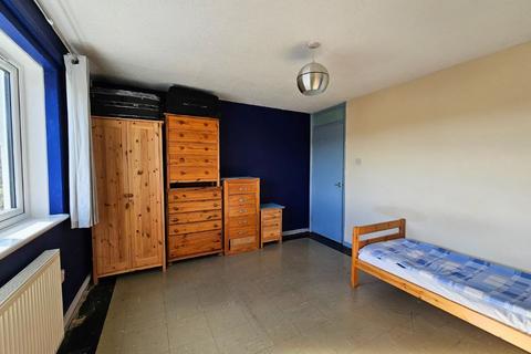 32 Brynystwyth, Penparcau, Aberystwyth, SY23 1SS