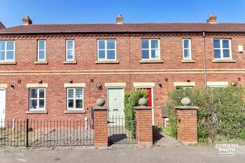 2 bedroom terraced house for sale - Sainte Foy Avenue, Lichfield WS13