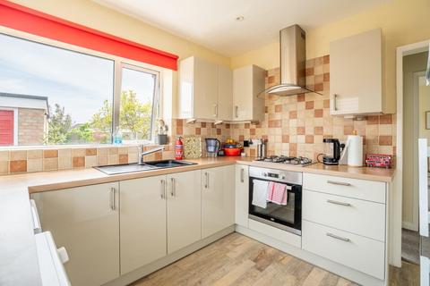 2 bedroom semi-detached bungalow for sale, The Glade, York
