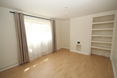 2 bedroom flat to rent, Broseley Road, Firswood, M16 0EZ