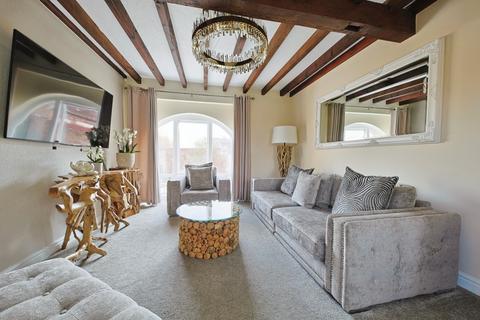 4 bedroom barn conversion for sale, The Stables, Camerton Hall Lane, Camerton, Hull,  HU12 9NP