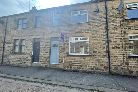 3 bedroom terraced house to rent, Gladstone Street, Bingley, West Yorkshire, BD16