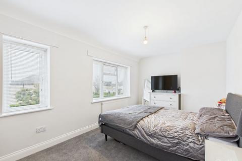 2 bedroom semi-detached house for sale, Montacute Road, New Addington, Croydon