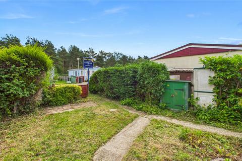 2 bedroom mobile home for sale, Pinelands Mobile Home Park, Padworth Common, Reading, Berkshire, RG7