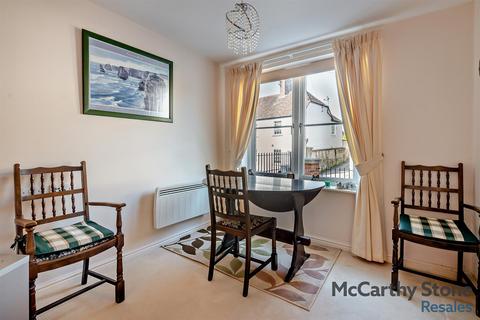 2 bedroom apartment for sale, Imber Court, George Street, Warminster, BA12 8FY