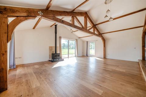 2 bedroom barn conversion to rent, Livers Lane, Salisbury SP5