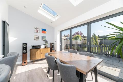 51 The Crossways, Otley, LS21 2AS