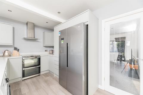 51 The Crossways, Otley, LS21 2AS