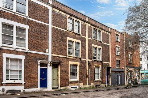 1 bedroom terraced house to rent, Clarence Place, Bristol, BS2