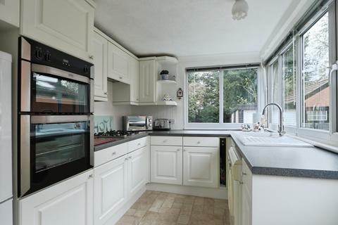 3 bedroom semi-detached house for sale, Thwaite Street, Cottingham, HU16 4RJ