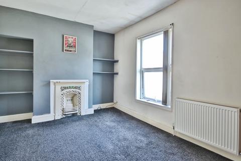 2 bedroom end of terrace house for sale, Elsie Villas, Holland Street, Hull, East Riding of Yorkshire, HU9 2JE