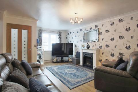 3 bedroom semi-detached house for sale, Acasta Way, Hull, HU9 5SE
