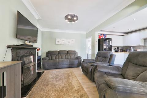 3 bedroom semi-detached house for sale, Kingston Road, Willerby, Hull, HU10 6PX