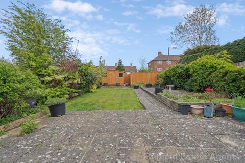 2 bedroom end of terrace house for sale, Harrow Way, Carpenders Park