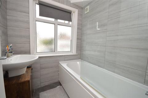 19 Waincliffe Drive, Leeds, LS11 8ET