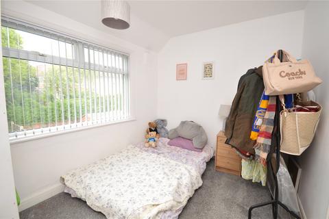 19 Waincliffe Drive, Leeds, LS11 8ET