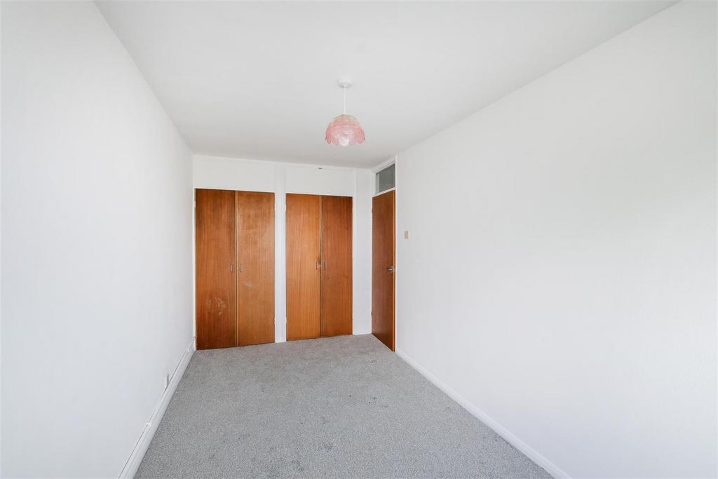 22 Aston court-15.jpg