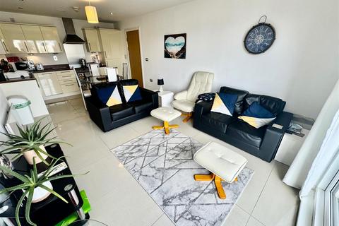 2 bedroom apartment for sale, Marina Villas, Trawler Road Marina, Swansea