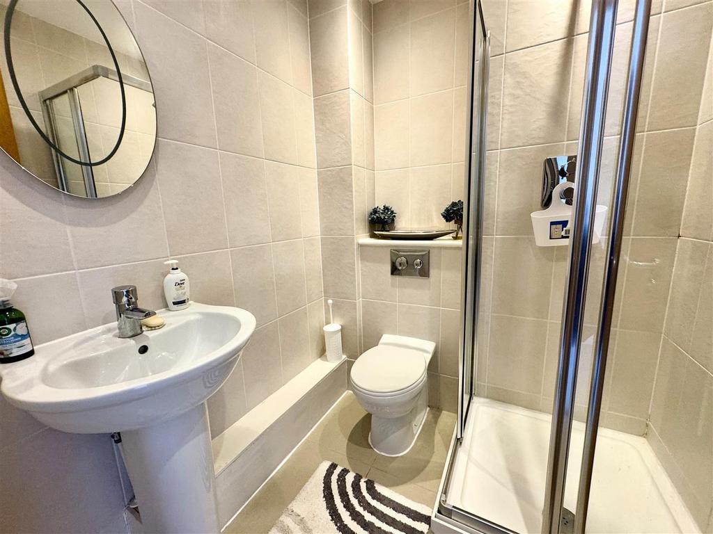 Ensuite .jpg