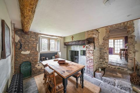3 bedroom cottage for sale, Broadway, Emborough, Radstock, BA3