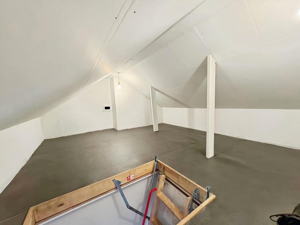 5390c77f-loft 201.jpg
