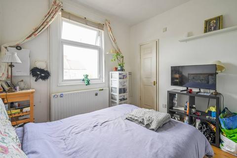 23 Lord Street, London, E16 2DZ