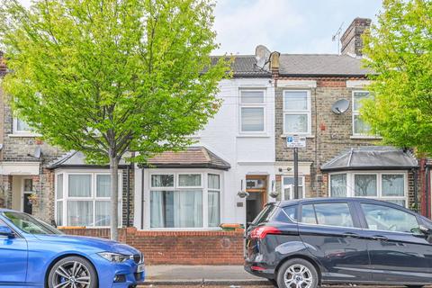 23 Lord Street, London, E16 2DZ