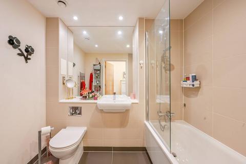 1 bedroom flat for sale, Baythorne House, E16, Royal Docks, London, E16