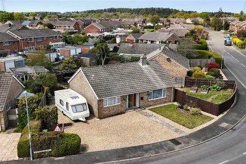 3 bedroom detached bungalow for sale, Northmoor