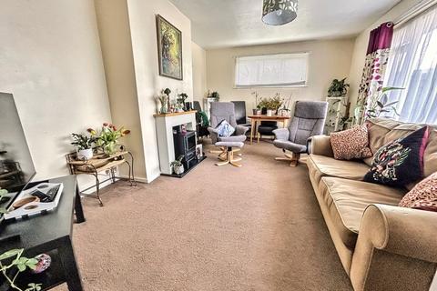 3 bedroom detached bungalow for sale, Northmoor