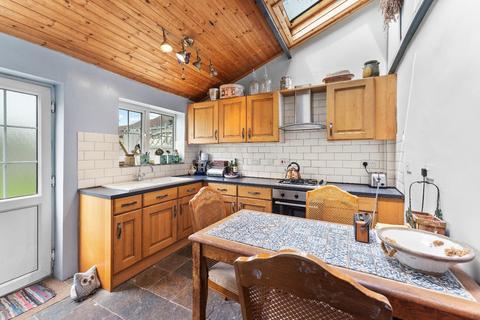 2 bedroom terraced house for sale, Quaint cottage in the village of Yatton, ideally situated for access to the main line railway station