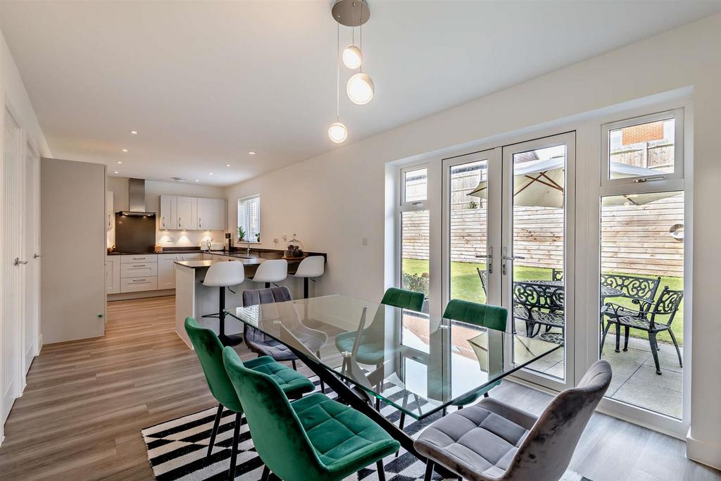 8645050-interior10-800.jpg