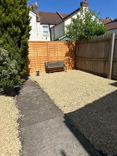 2 bedroom house to rent, Boston Road, Bristol BS7