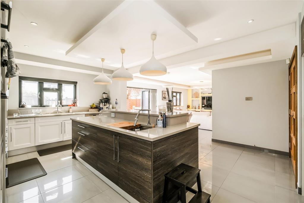 17 Hermitage Close-34.jpg