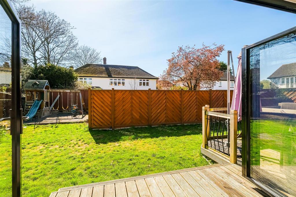 17 Hermitage Close-41.jpg
