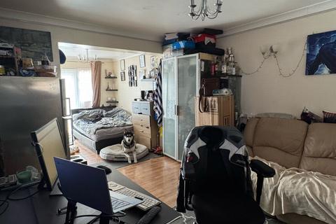 4 bedroom house for sale, Warren Road, Neasden, NW2