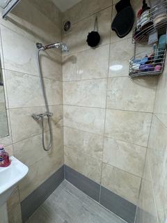 4 bedroom house for sale, Warren Road, Neasden, NW2