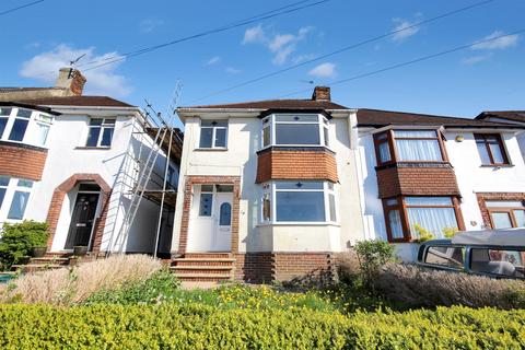 3 bedroom semi-detached house to rent, Mayfield Crescent, Brighton