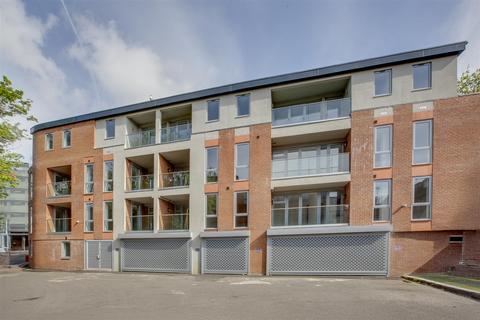 undefined, 17-19 Frogmoor, High Wycombe HP13