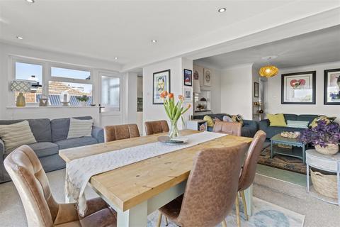 4 bedroom semi-detached bungalow for sale, Fairholme Road, Newhaven