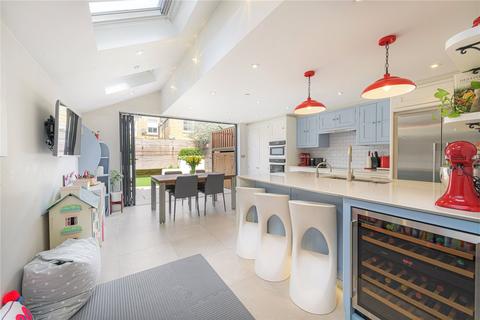 4 bedroom terraced house for sale, Wakehurst Road, London, SW11